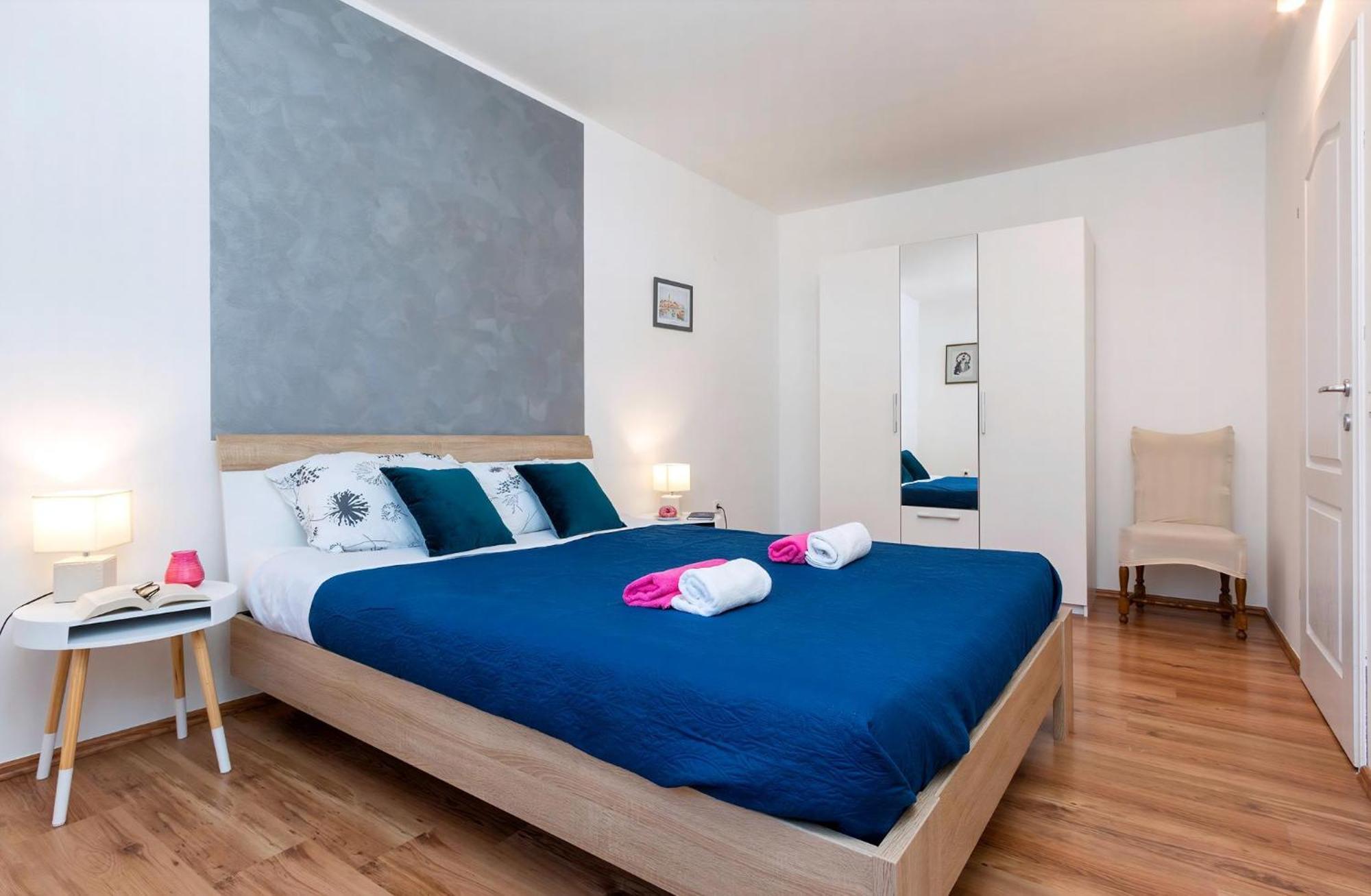 Ferienhaus Aqua Mit Pool Jadreški エクステリア 写真
