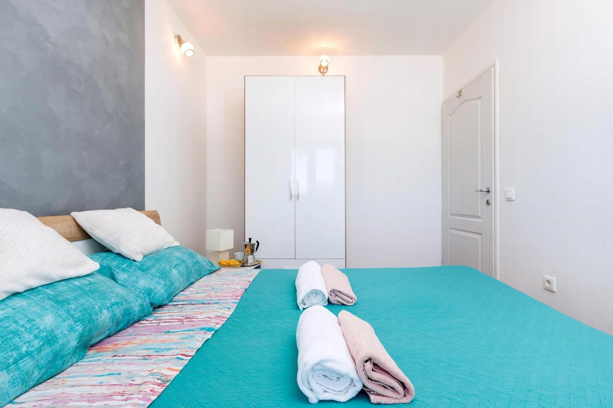 Ferienhaus Aqua Mit Pool Jadreški エクステリア 写真