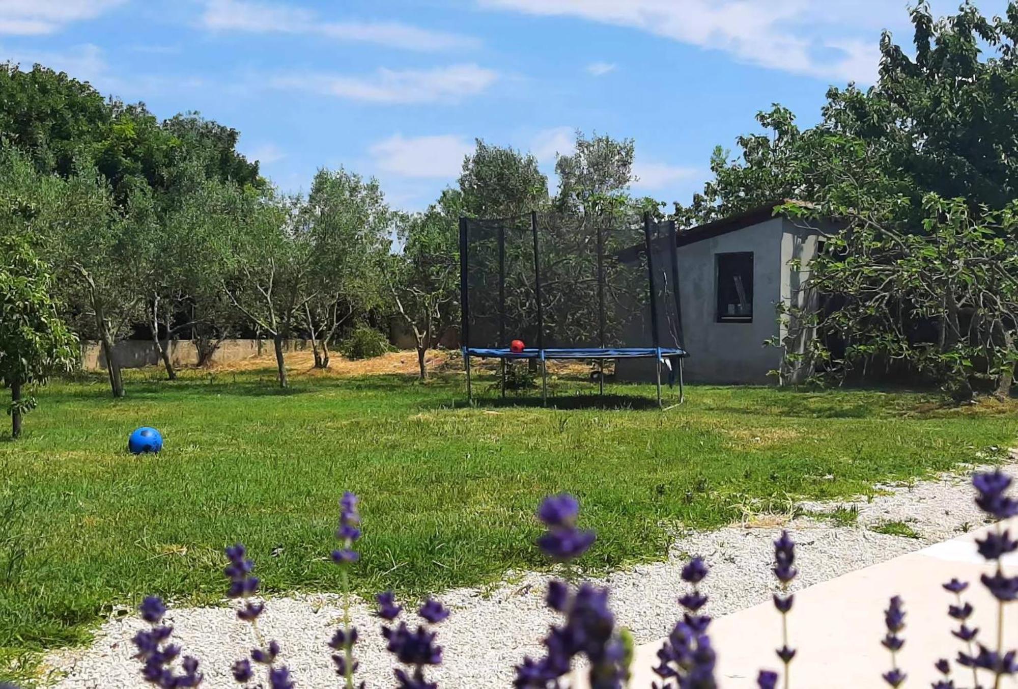 Ferienhaus Aqua Mit Pool Jadreški エクステリア 写真